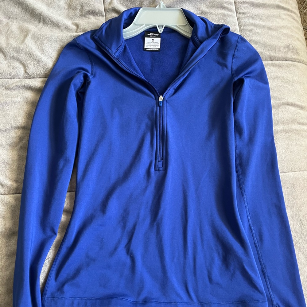 Nike quarter zip fitted top